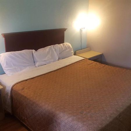 Rodeway Inn Jonesboro Eksteriør billede