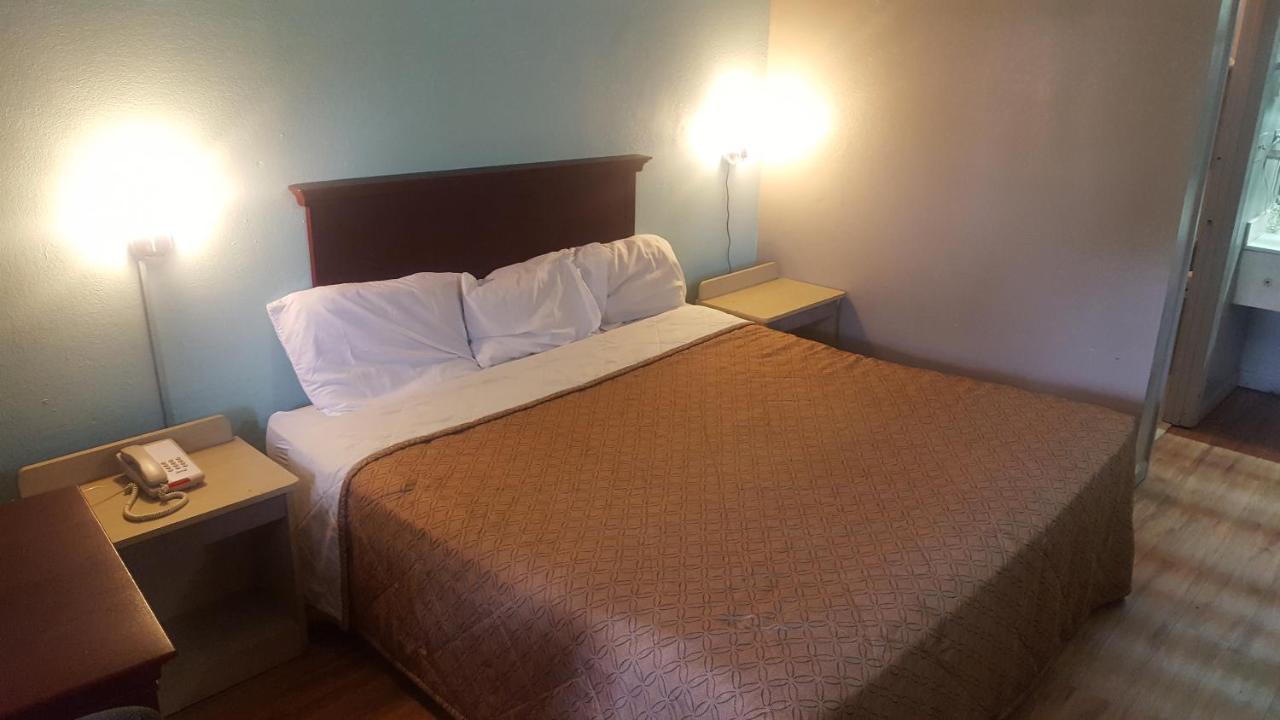 Rodeway Inn Jonesboro Eksteriør billede